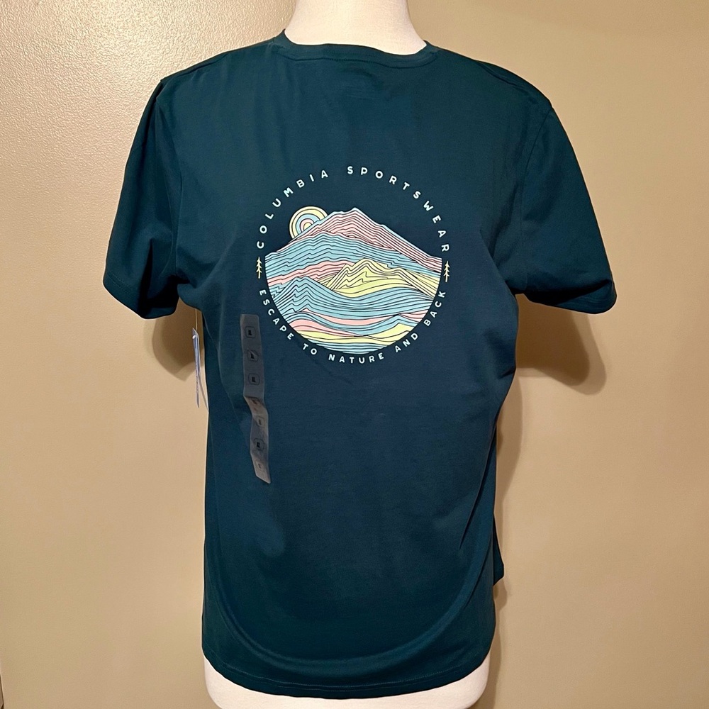 NWT Columbia T-shirt